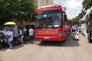 Trường Đại học Kỹ thuật Y tế Hải Dương chi viện Bắc Ninh và Bắc Giang chống dịch