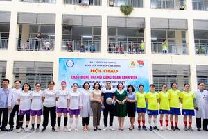 CHÀO MỪNG ĐẠI HỘI CÔNG ĐOÀN VÀ KỶ NIỆM NGÀY 8/3/2023 ĐOÀN THANH NIÊN PHỐI HỢP VỚI CÔNG ĐOÀN BỆNH VIỆN TỔ CHỨC GIẢI BÓNG ĐÁ NỮ