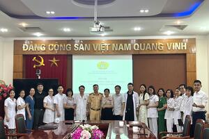TUYÊN TRUYỀN KIẾN THỨC VỀ LUẬT AN TOÀN GIAO THÔNG TẠI CÔNG ĐOÀN CƠ SỞ BỆNH VIỆN PHỤC HỒI CHỨC NĂNG HẢI DƯƠNG