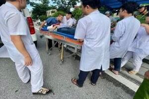 Kịp thời cấp cứu bệnh nhân co giật, mất ý thức tại ngã ba Tam Giang