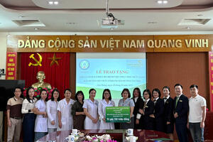 VIETCOMBANK HẢI DƯƠNG TRAO TẶNG GÓI AN SINH XÃ HỘI CHO BỆNH VIỆN PHỤC HỒI CHỨC NĂNG HẢI DƯƠNG