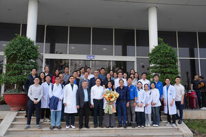 CHUNG TAY HỖ TRỢ ĐẮK LẮK: BỆNH VIỆN PHỤC HỒI CHỨC NĂNG HẢI DƯƠNG THAM GIA ĐOÀN CÔNG TÁC HỖ TRỢ Y TẾ KHẮC PHỤC HẬU QUẢ MƯA LŨ